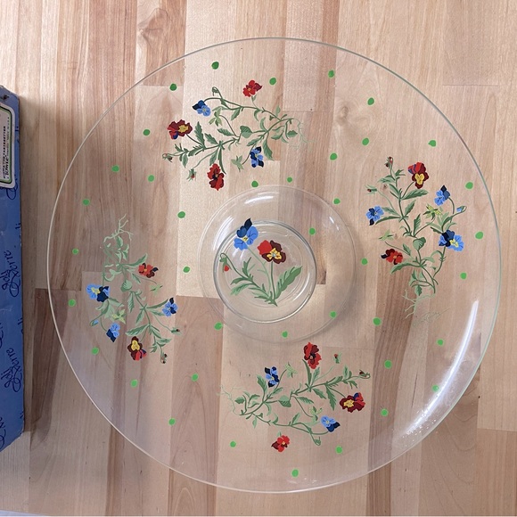 Vintage Pansy Joli Serre Footed Cake Stand - Picture 1 of 3